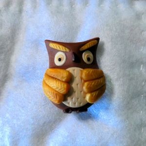 Handmade owl pin 🦉